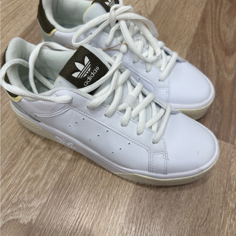 New Adidas Sneakers